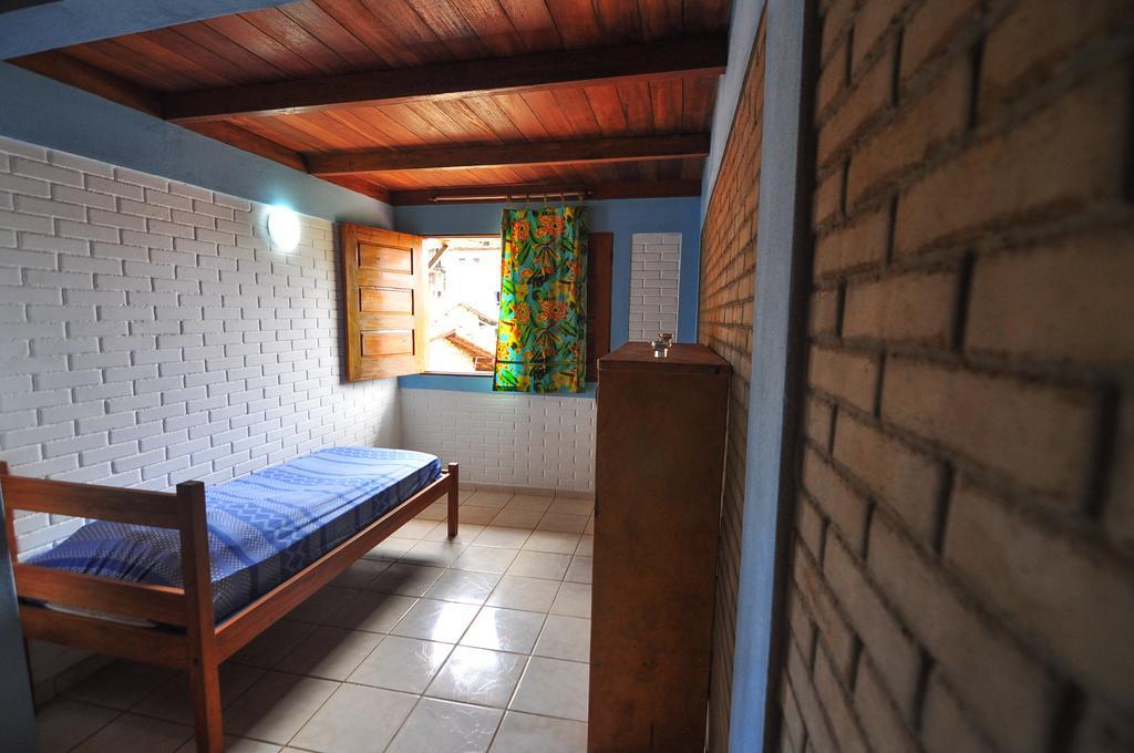 Casa Blanka 2010 - Eco Surf Guest House Итакаре Экстерьер фото